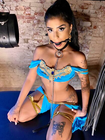 How long would you last with Princess Jasmine in the dungeon?
