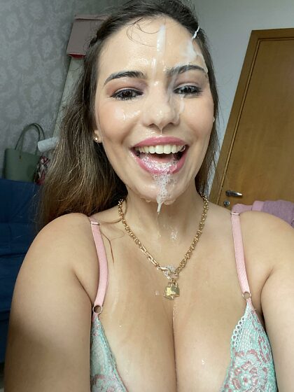I was nervous to post ! Please be honest , would you cum on my face ? 30yo Brazilian girl 