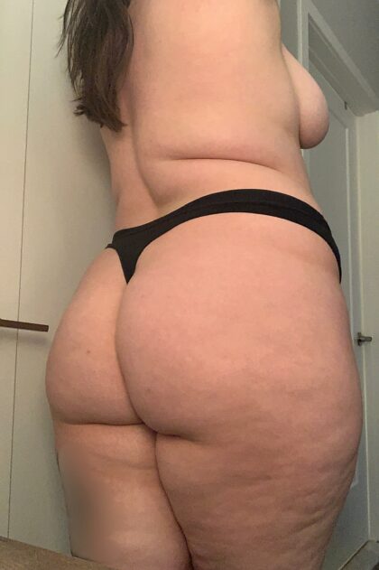 I like helping you get off. Here's my butt :)