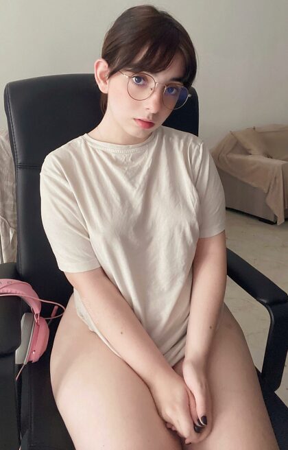 I feel like glasses make me look extra submissive