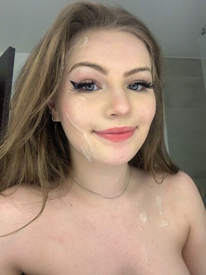 You’ve never met a girl that likes being covered in cum as much as meeee