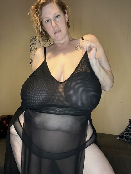 Willst du mir helfen, das auszuziehen?
