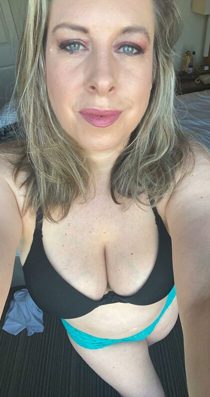 Would you be dtf this 44 yr old mother of 3?