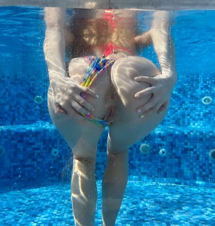 a fait ça dans une piscine publique ;)