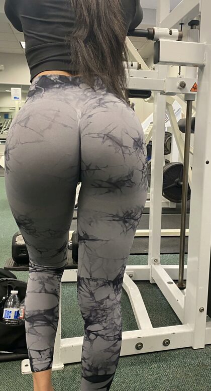 How’d you worship this ass?