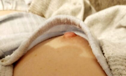 just a milfs nipple on this Monday morning for you all.... enjoy x