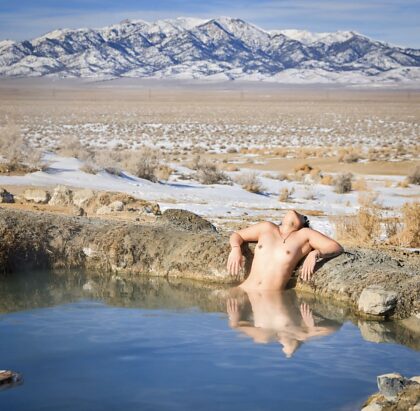 The perfect combo: hot spring + snow