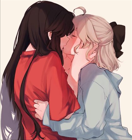 Нобу и Окита целуются