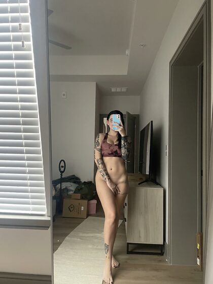Would love to be a couples cuckcake so let me know ❤️Orlando, FL