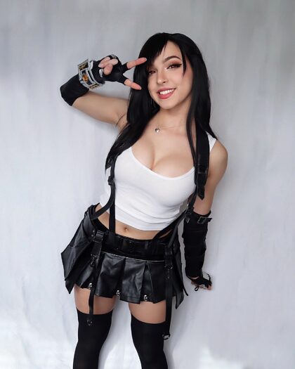 missbricosplay als Tifa