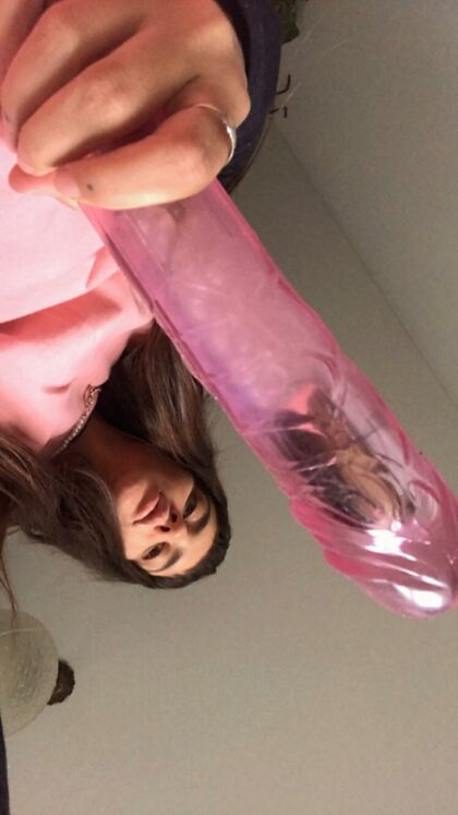 Put my pink and huge dildo inside ur mouth