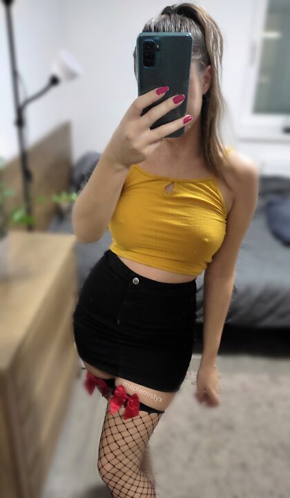 Do you like my tight skirt?
