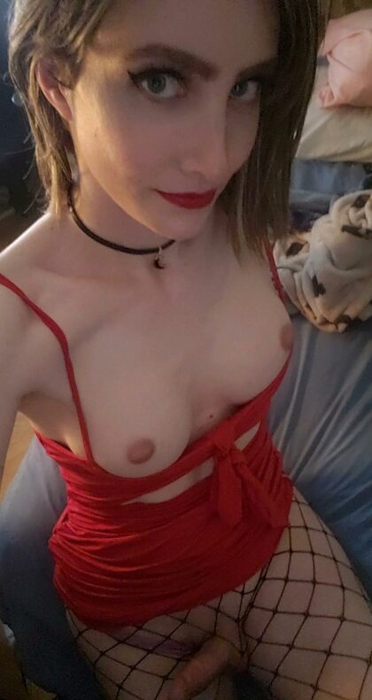 Geil in mijn kleine rode jurk