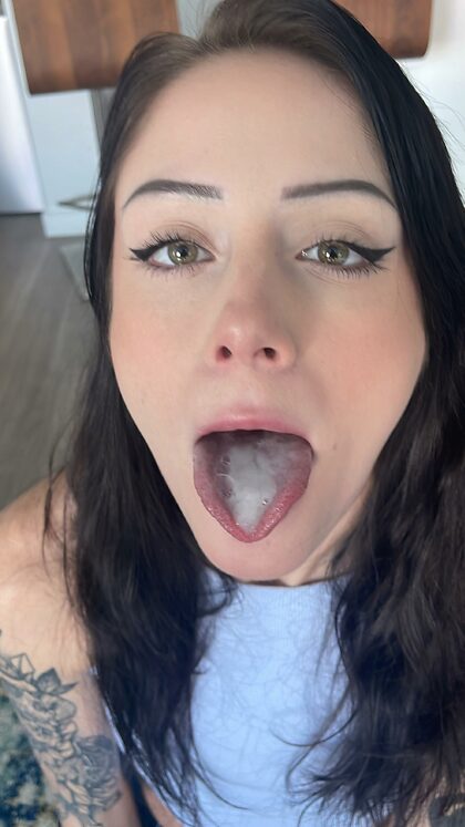 Cupping cum on my tongue before I swallow!