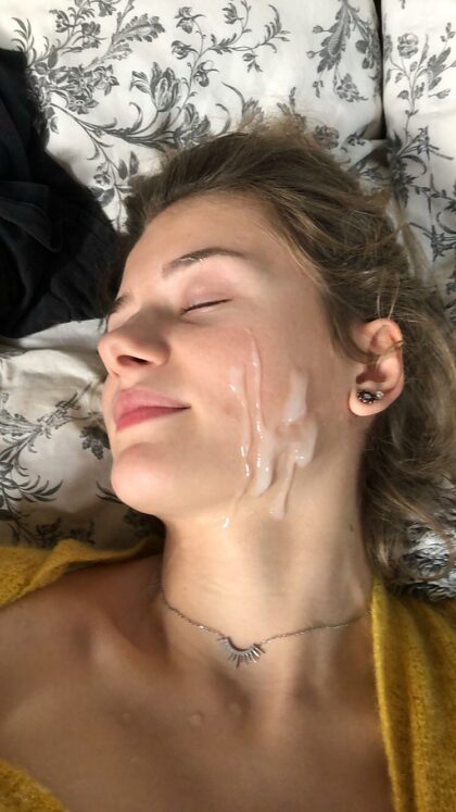 I lost a bet so my best friend was able to jerk off on my face