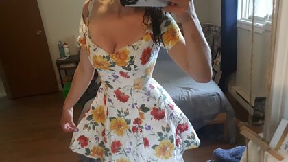 found this lil dress at a vintage store