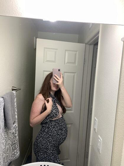 would you pull up my dress and fuck my extremely wet pregnant pussy? 