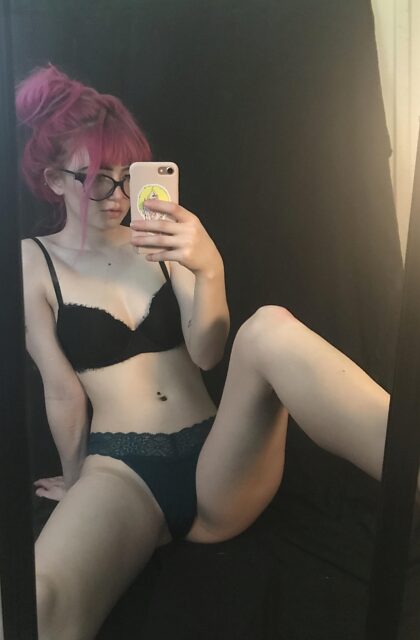 just here to show off my new panties 