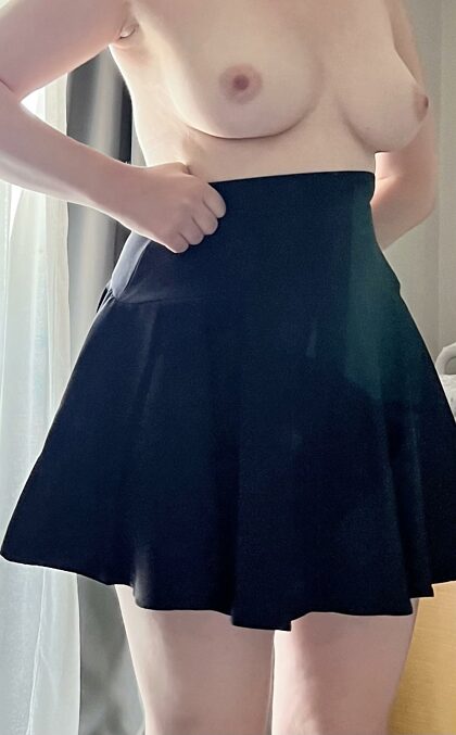 Teased his friends with my skirt and wearing no bra