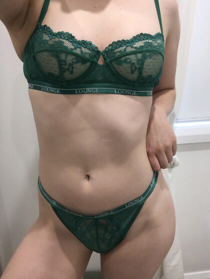 Are you leaving the lingerie on while you fuck me or ripping it off?