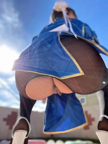 Would you let Chun-Li sit on your face?