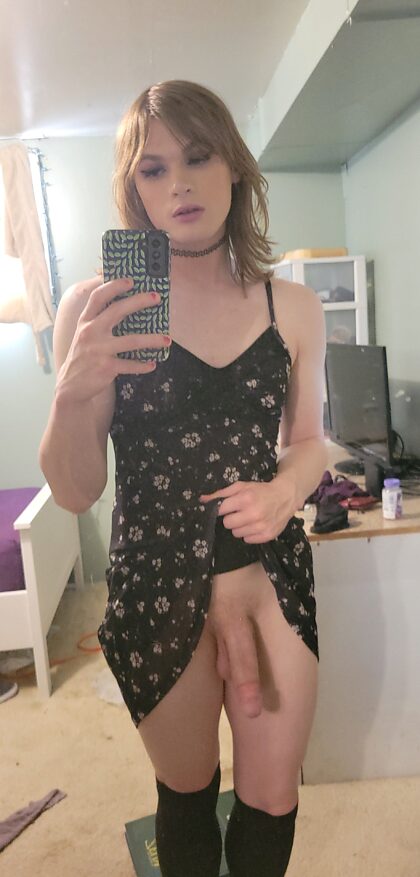 Hilf mir, dieses Kleid auszuziehen??