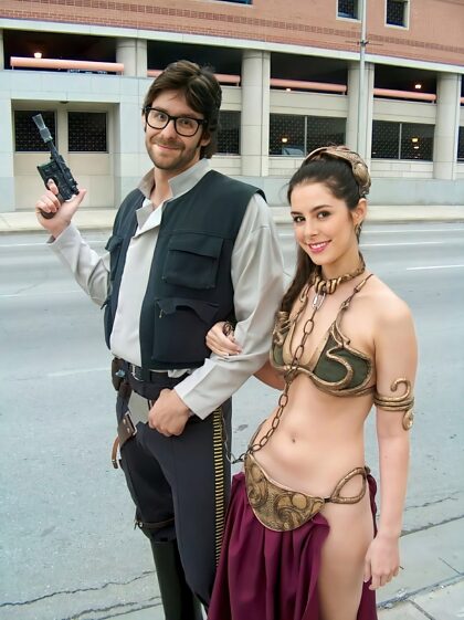 Lena Meyer-Landrut as Princess Leia, together with her husband Mark Forster as Han Solo