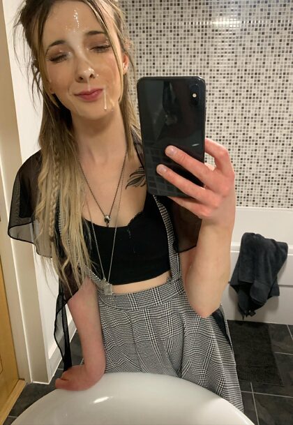 Doing my very best to take a decent mirror selfie while I can barely see due to the face full of cum...