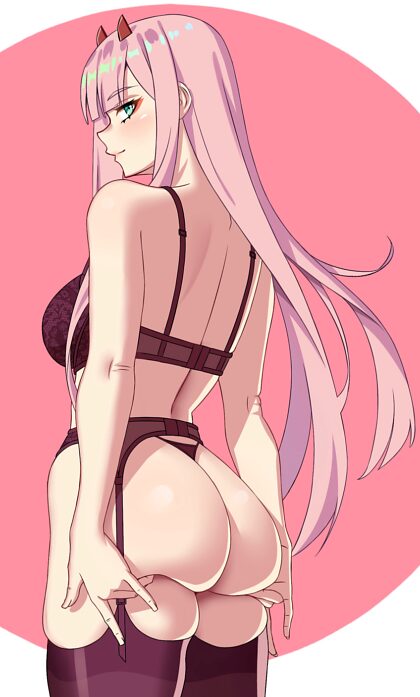 Zero Two holding up her dump-truck rear for you