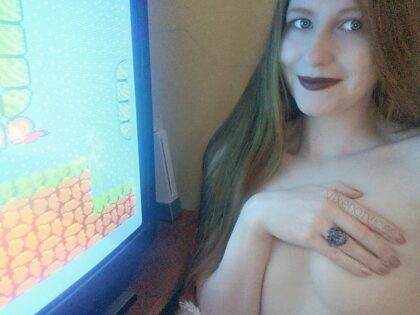 Hey , it's about time this vixen unmasked herself: here's my face! Still up for some retro games and chill? 