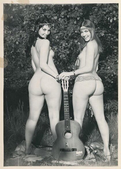 Gorgeous hippie PAWGs - 1960s