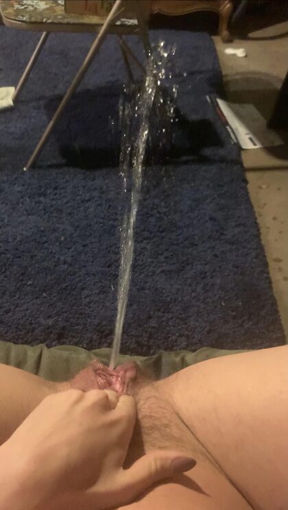 Can you tell how swollen my pussy was for this piss?