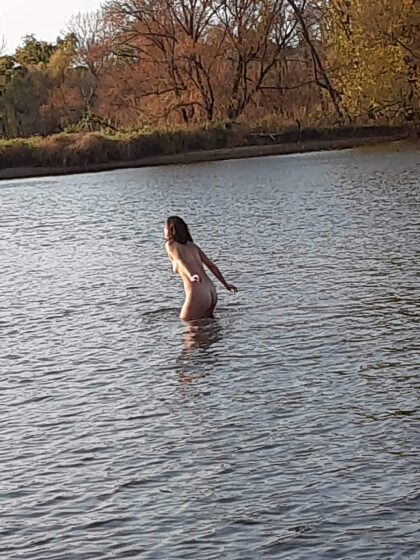 such a fun morning skinny dipping in the November weather!