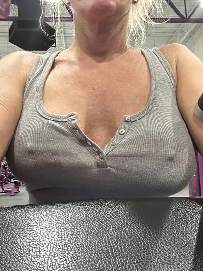 Is it ok to workout at the gym and feel comfortable without a bra?