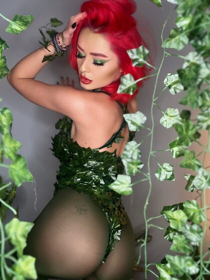 Poison Ivy by Alaya Flame