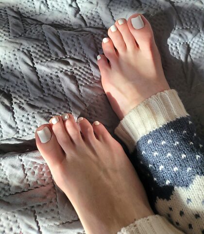 We can always add an extra of white to those toes