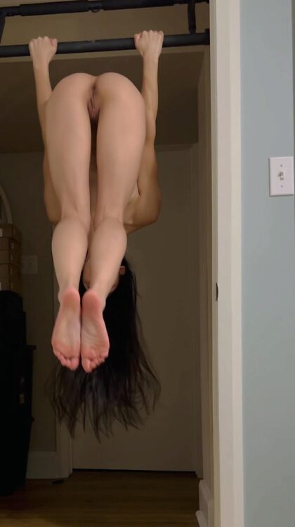 Can I be flexible for you daddy? 