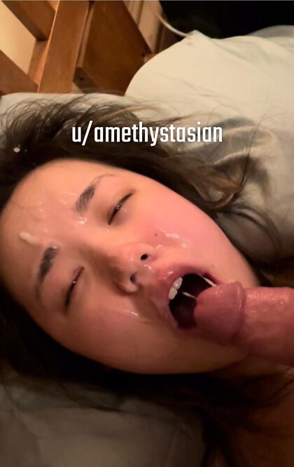 So much cum, i got some in my eyes and nose