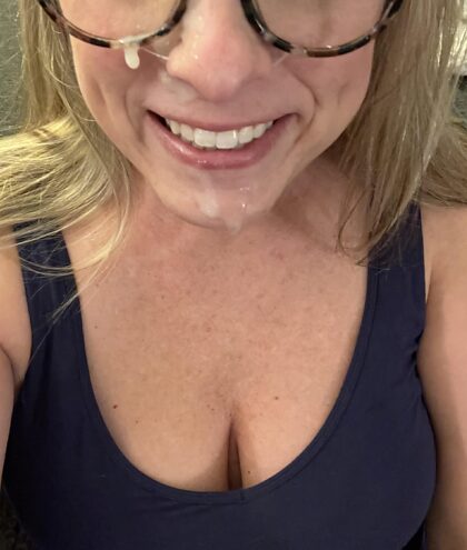 Facial Friday! Like my new glasses?!? 