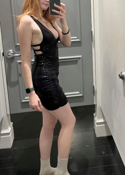 Pensei em comprar este vestido, mas não sou bem assim...