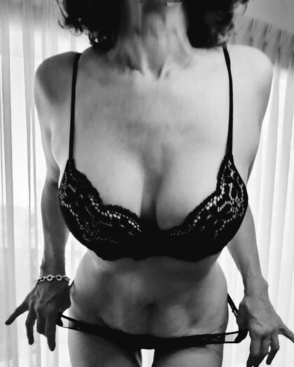 Have you ever fantasized about a 55 year old MILF with an experienced hot body?