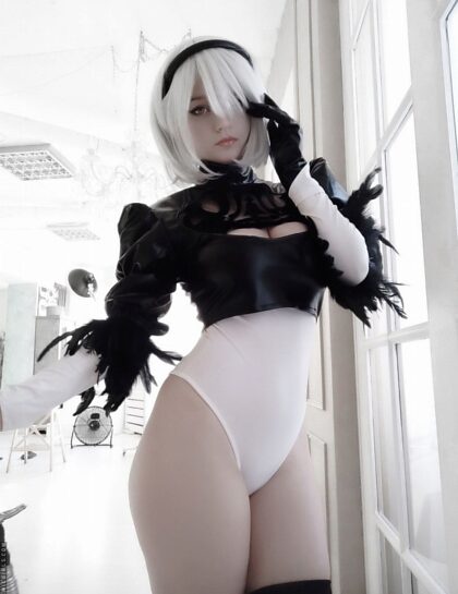 2B from Nier Automata
