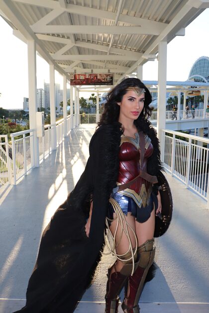 Wonder Woman Lis Wonder cosplay Megacon l'année dernière