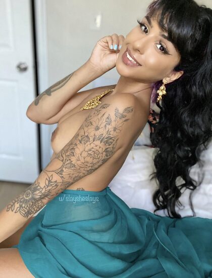¿Quién sabía que la princesa Jasmine estaba tatuada? ✨