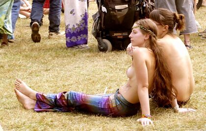 Chicas hippies OCF