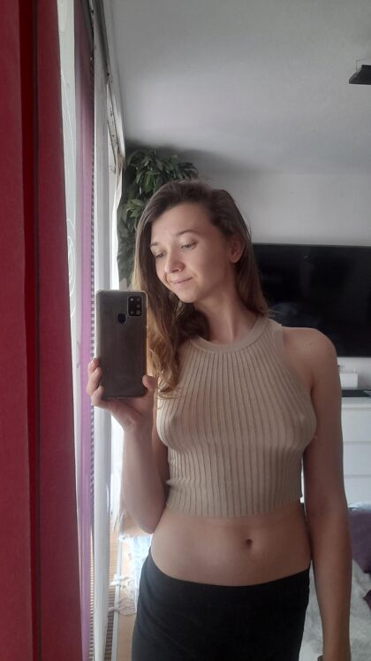 Feeling cute and cozy. ... I like this top 