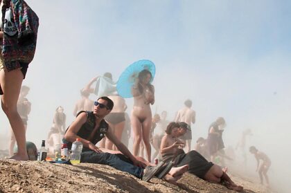 Belo guarda-chuva! Burning Man
