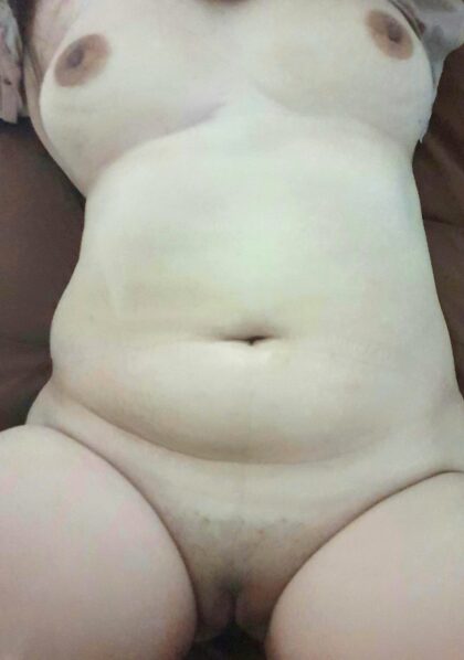 Here goes nothing. First time I post my bare body. Tell me if I made you hard.