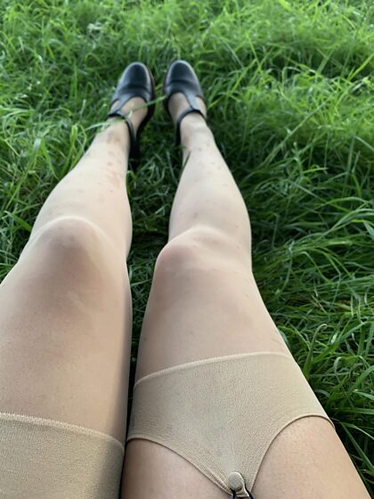 Office trouble on the weekend: thigh highs in nature 