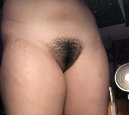 Cum get wild with my pinay college bush and tigress stripes ;)